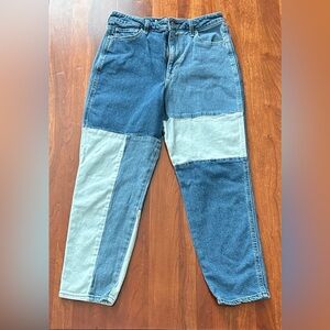 EUC Hollister Blue Denim Jeans with Patch detail
